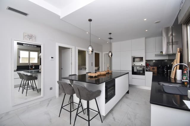 3 sypialnia Willa na sprzedaż w Villamartin, Orihuela z basenem - 395 000 € (Ref: 9651264)