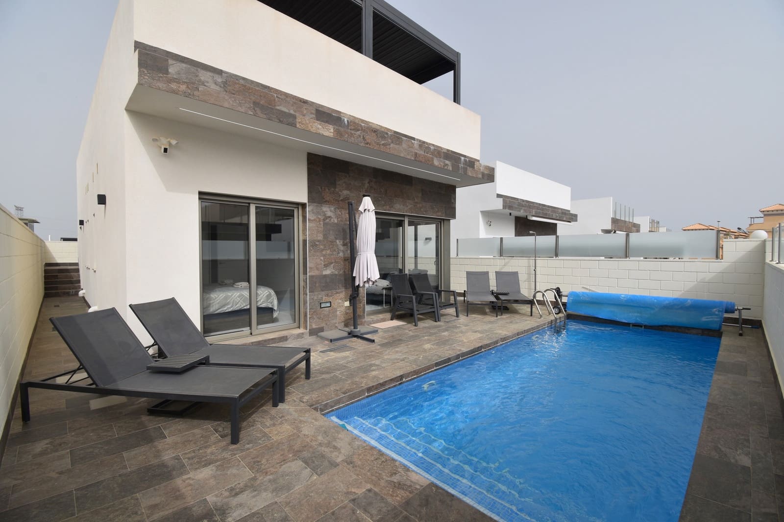 3 sypialnia Willa na sprzedaż w Villamartin z basenem - 395 000 € (Ref: 9651264)