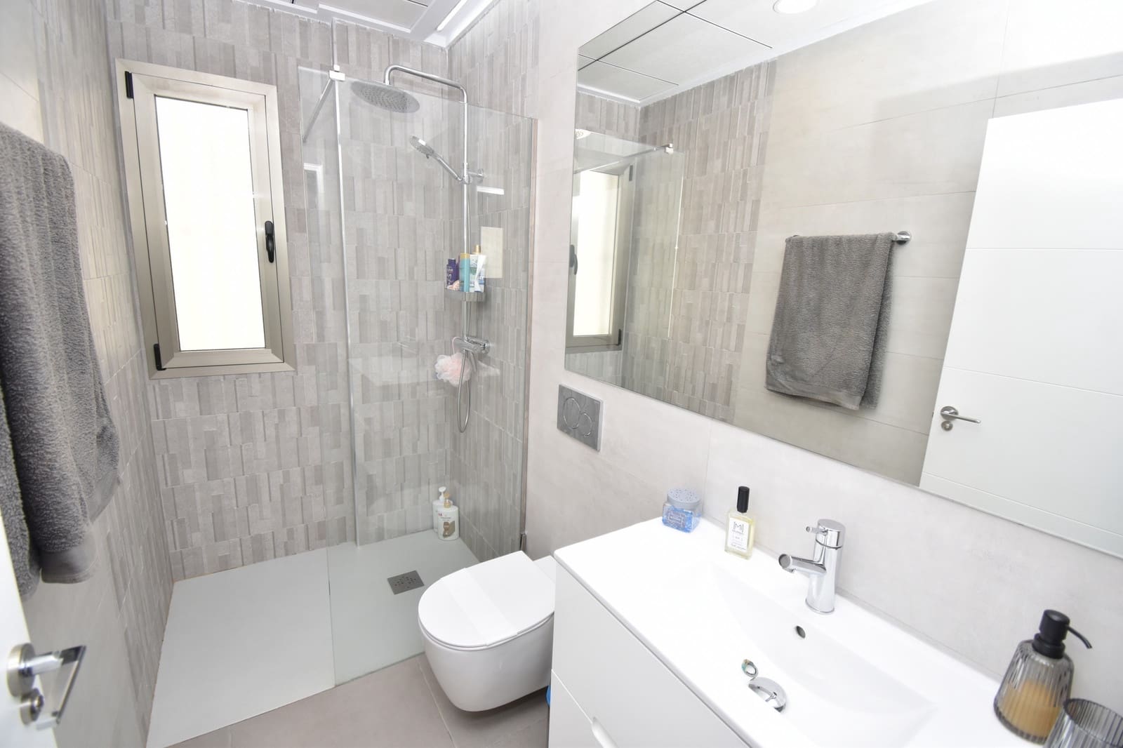 3 sypialnia Willa na sprzedaż w Villamartin z basenem - 395 000 € (Ref: 9651264)