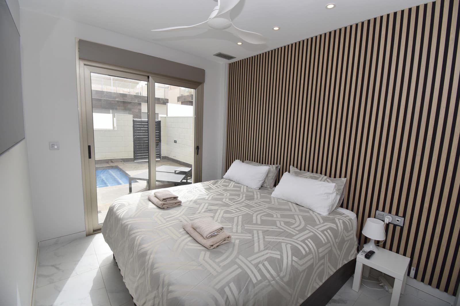 3 sypialnia Willa na sprzedaż w Villamartin z basenem - 395 000 € (Ref: 9651264)