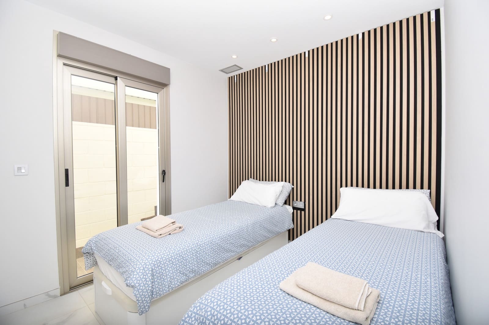 3 sypialnia Willa na sprzedaż w Villamartin z basenem - 395 000 € (Ref: 9651264)