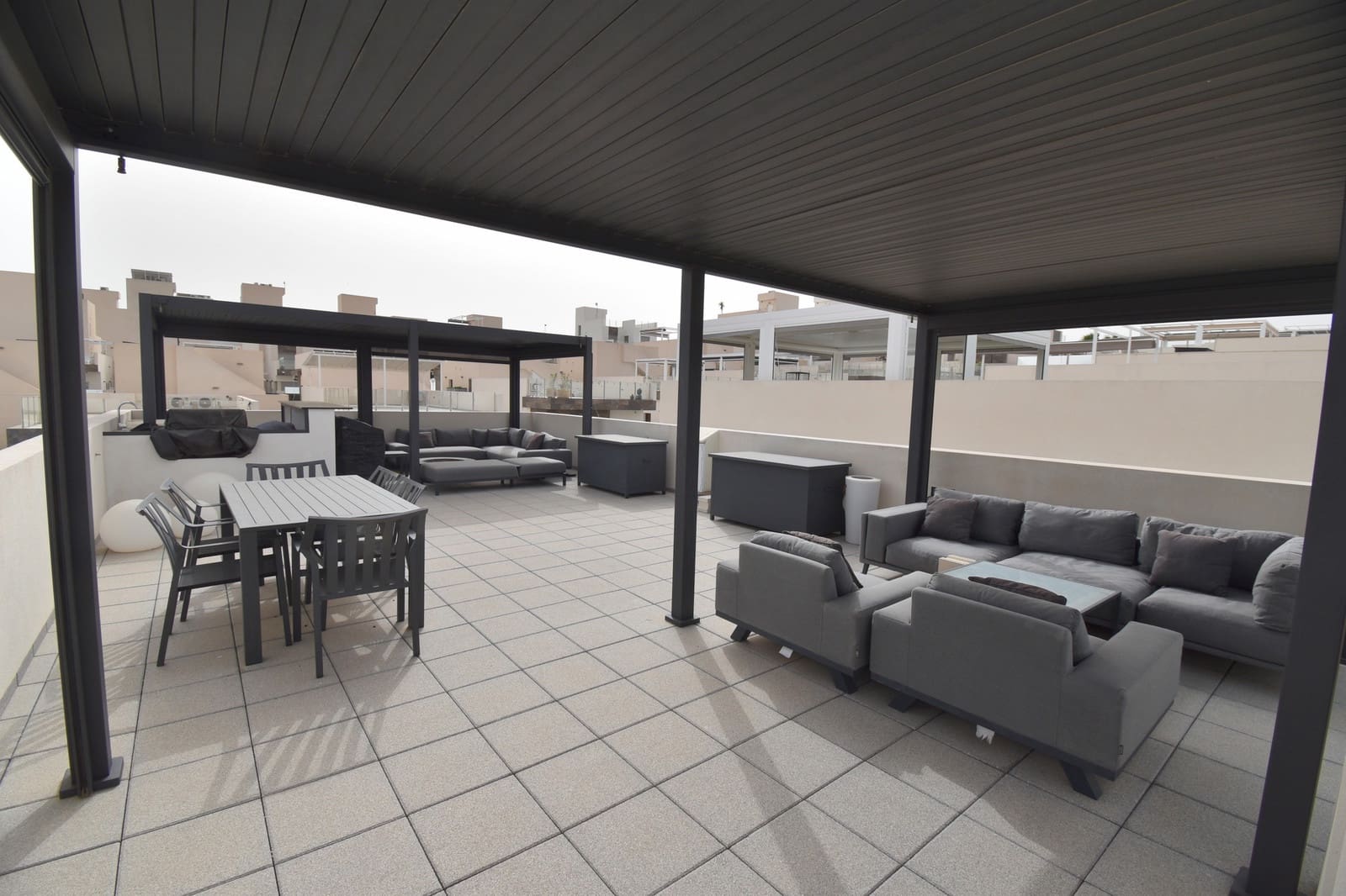 3 sypialnia Willa na sprzedaż w Villamartin z basenem - 395 000 € (Ref: 9651264)