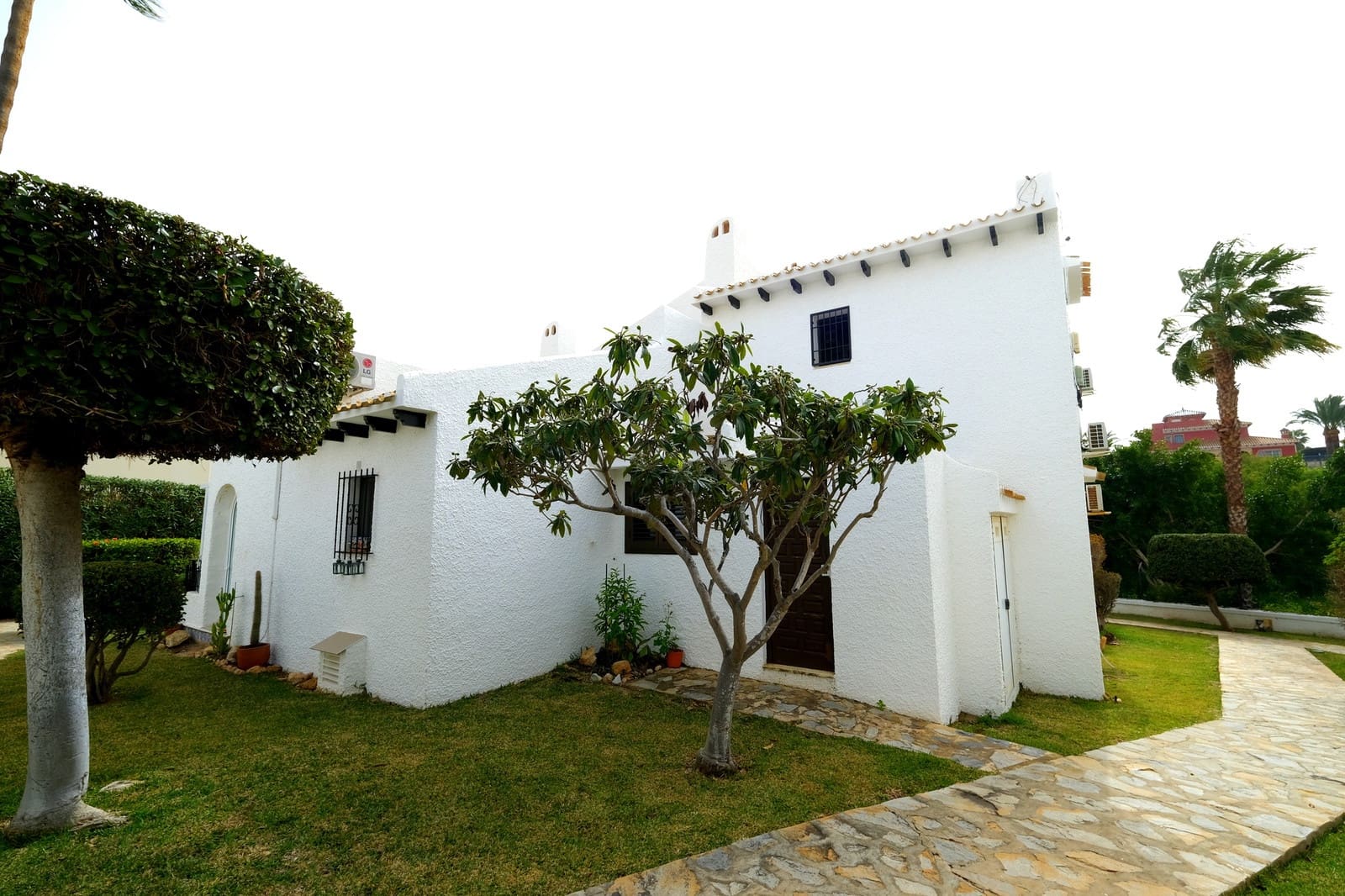 3 quarto Moradia para venda em Cabo Roig com piscina - 319 995 € (Ref: 9655752)