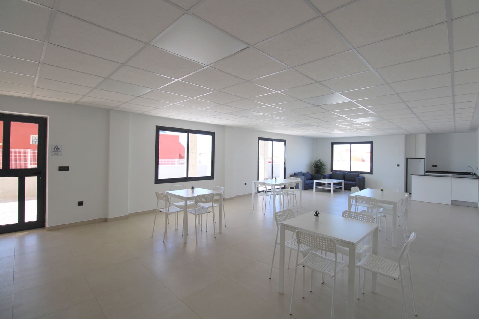 2 makuuhuone Kattohuoneisto myytävänä paikassa Los Altos mukana uima-altaan 
autotalli - 295 000 € (Ref: 9663604)