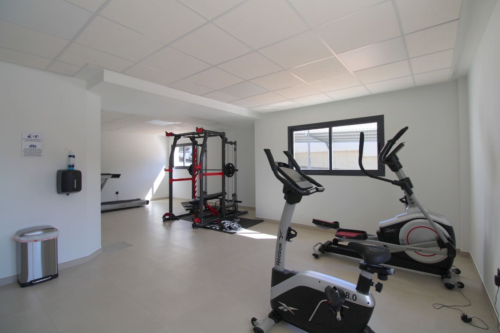 2 makuuhuone Kattohuoneisto myytävänä paikassa Los Altos mukana uima-altaan 
autotalli - 295 000 € (Ref: 9663604)