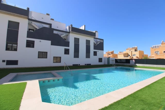 Ático de 2 habitaciones en Los Altos en venta con piscina - 295.000 € (Ref: 9663604)