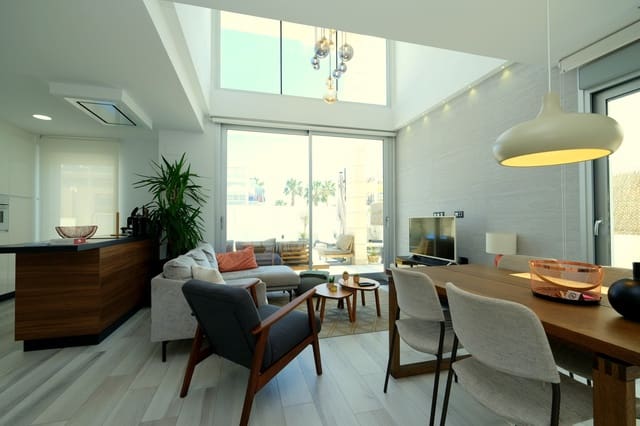 3 sypialnia Willa na sprzedaż w Cabo Roig, Orihuela z basenem - 645 000 € (Ref: 9673916)