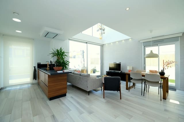 3 sovrum Villa till salu i Cabo Roig, Orihuela med pool - 645 000 € (Ref: 9673916)