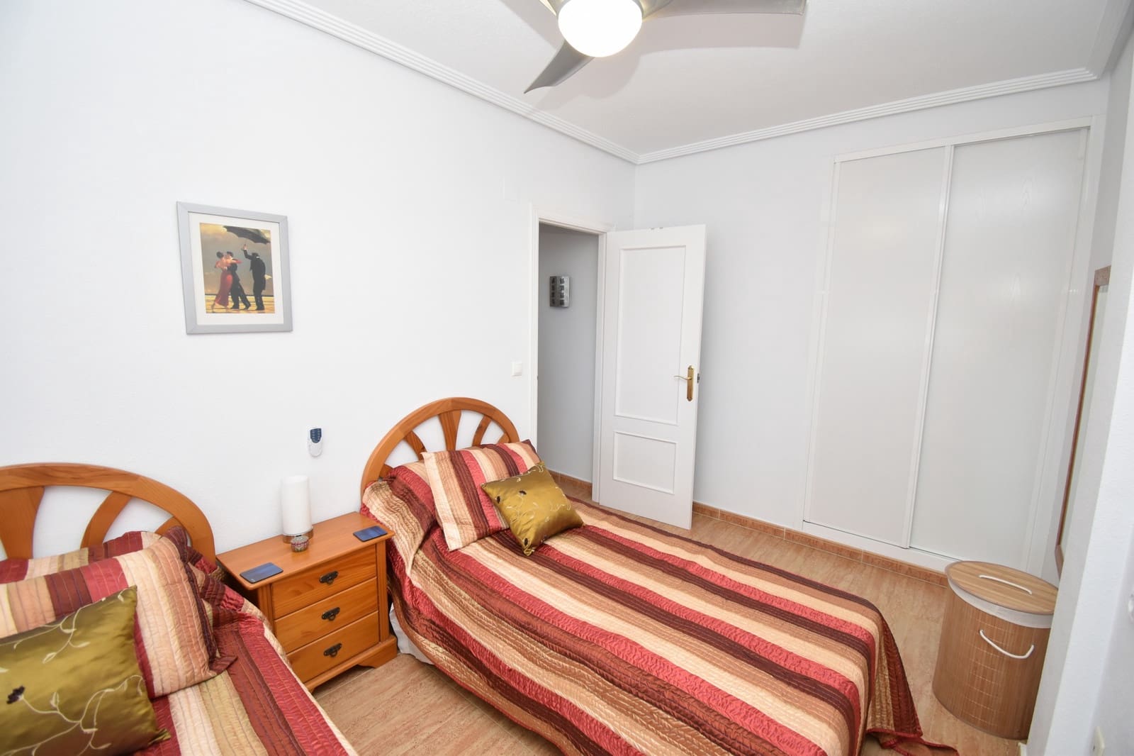 Ático de 2 habitaciones en Playa Flamenca en venta con piscina - 159.995 € (Ref: 9679574)