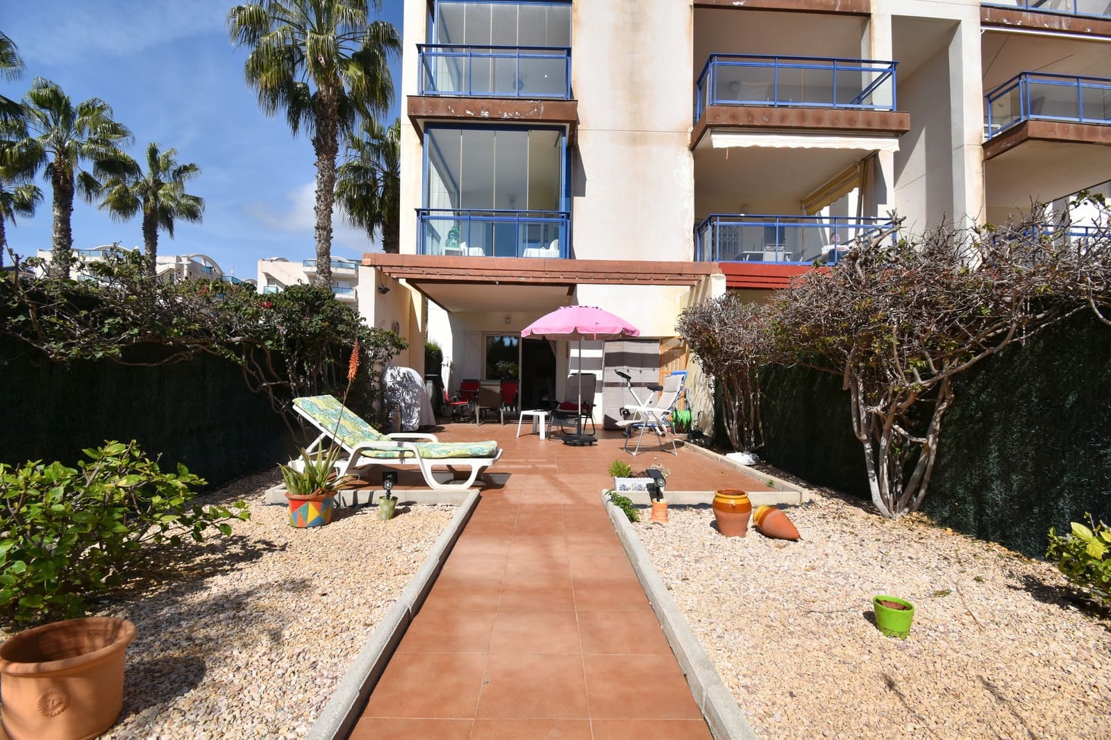 2 Zimmer Apartment zu verkaufen in Cabo Roig mit Pool - 230.000 € (Ref: 9679575)