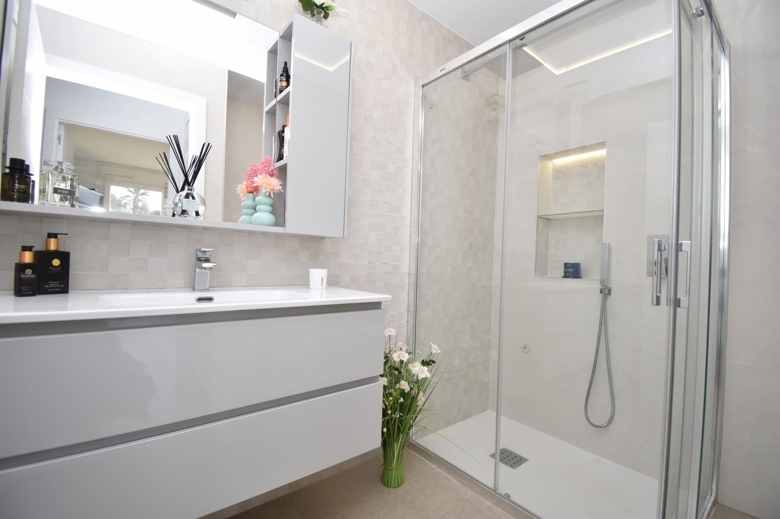 4 slaapkamer Villa te koop in San Pedro del Pinatar met zwembad - € 525.000 (Ref: 9686187)