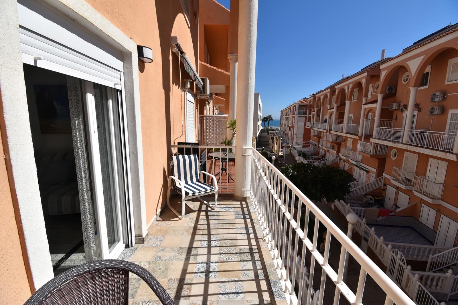 2 slaapkamer Penthouse te koop in La Mata met zwembad - € 189.999 (Ref: 9686188)