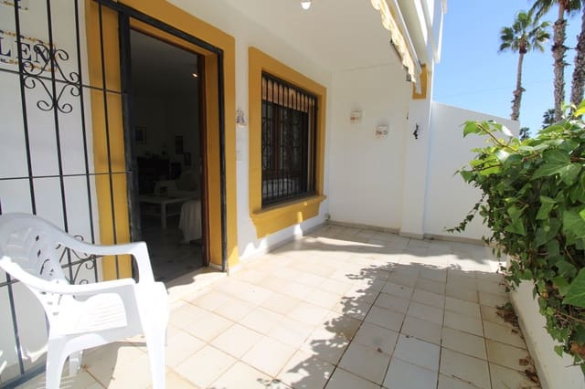 2 slaapkamer Appartement te koop in Villamartin, Orihuela met zwembad - € 199.000 (Ref: 9686189)