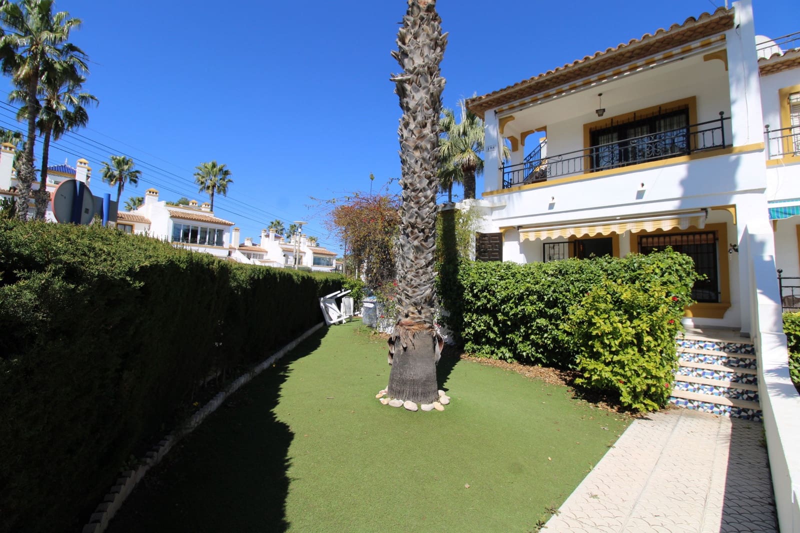 2 slaapkamer Appartement te koop in Villamartin met zwembad - € 199.000 (Ref: 9686189)