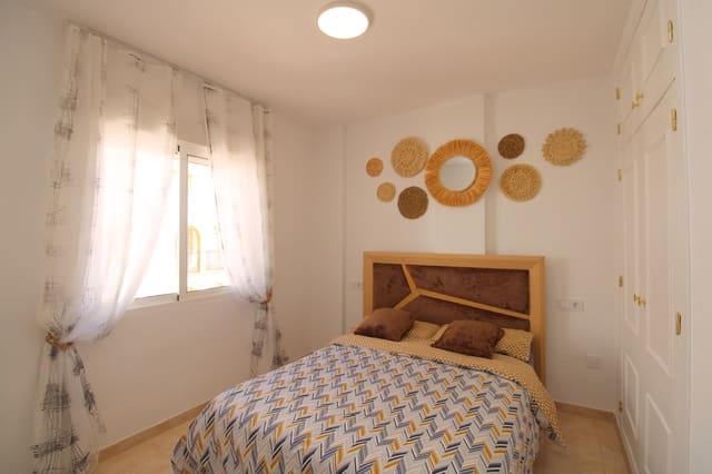 2 chambre Appartement à vendre à La Zenia, Orihuela avec piscine - 165 000 € (Ref: 9690286)