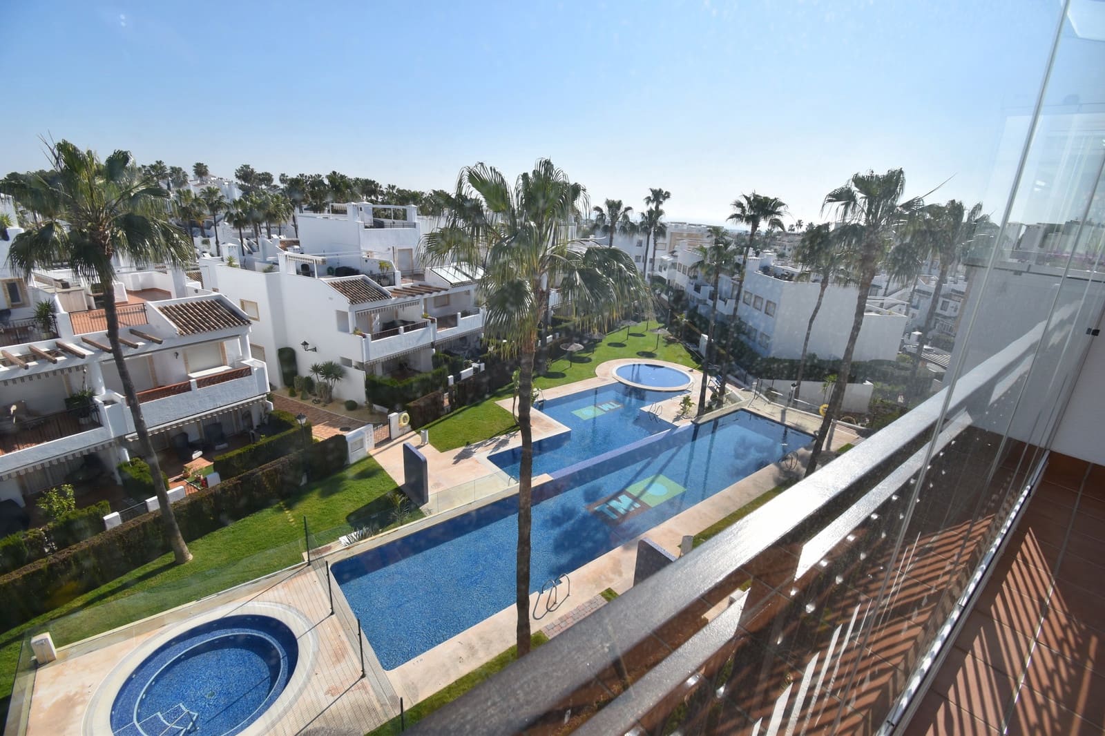 2 makuuhuone Kattohuoneisto myytävänä paikassa Villamartin mukana uima-altaan - 265 000 € (Ref: 9720294)