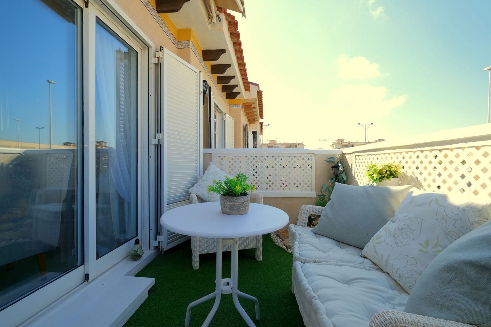 1 makuuhuone Huoneisto myytävänä paikassa Playa Flamenca mukana uima-altaan - 135 000 € (Ref: 9720295)