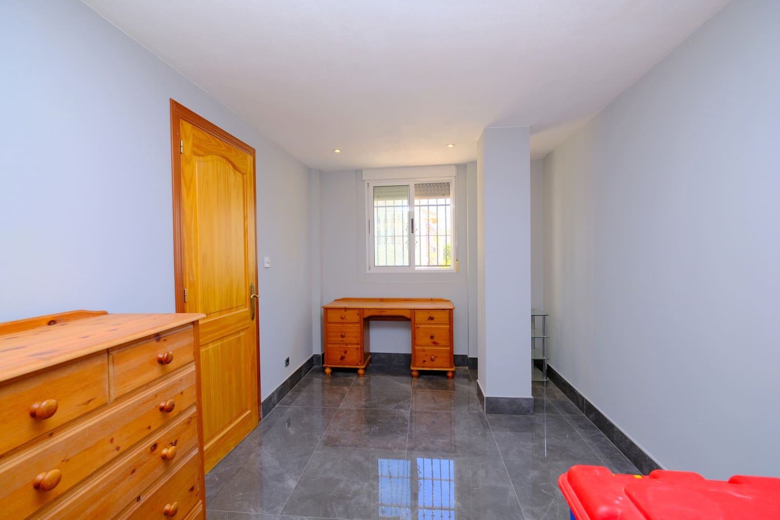 Chalet de 3 habitaciones en Playa Flamenca en venta con piscina - 359.995 € (Ref: 9735255)