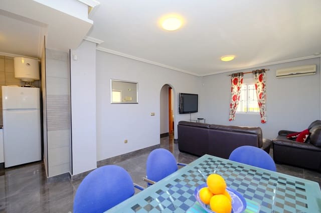 Chalet de 3 habitaciones en Playa Flamenca, Orihuela en venta con piscina - 359.995 € (Ref: 9735255)