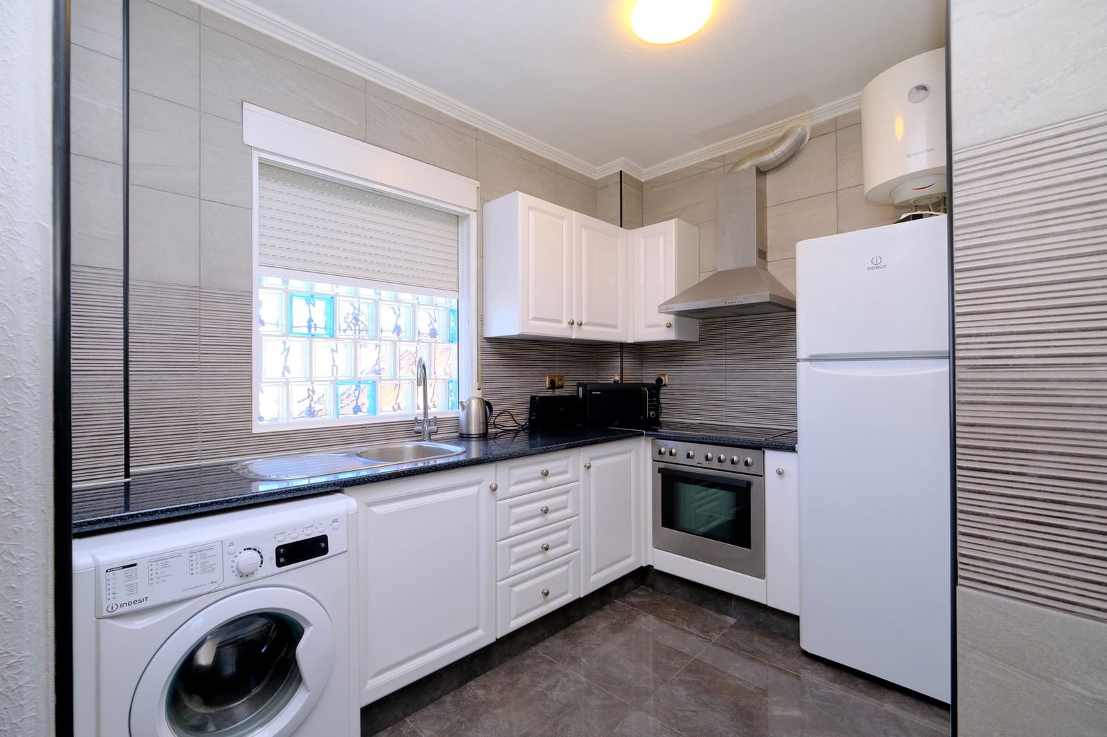 Chalet de 3 habitaciones en Playa Flamenca en venta con piscina - 359.995 € (Ref: 9735255)