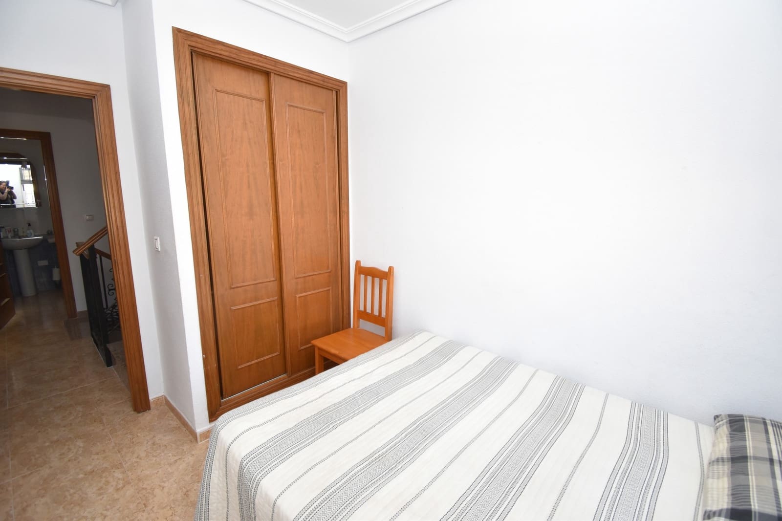 Casa de 3 habitaciones en Villamartin en venta con piscina - 159.999 € (Ref: 9738028)