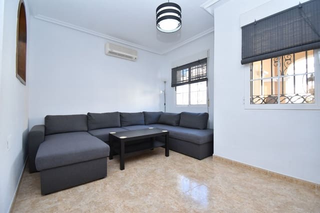 Casa de 3 habitaciones en Villamartin, Orihuela en venta con piscina - 159.999 € (Ref: 9738028)