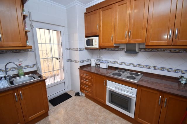 Casa de 3 habitaciones en Villamartin, Orihuela en venta con piscina - 159.999 € (Ref: 9738028)