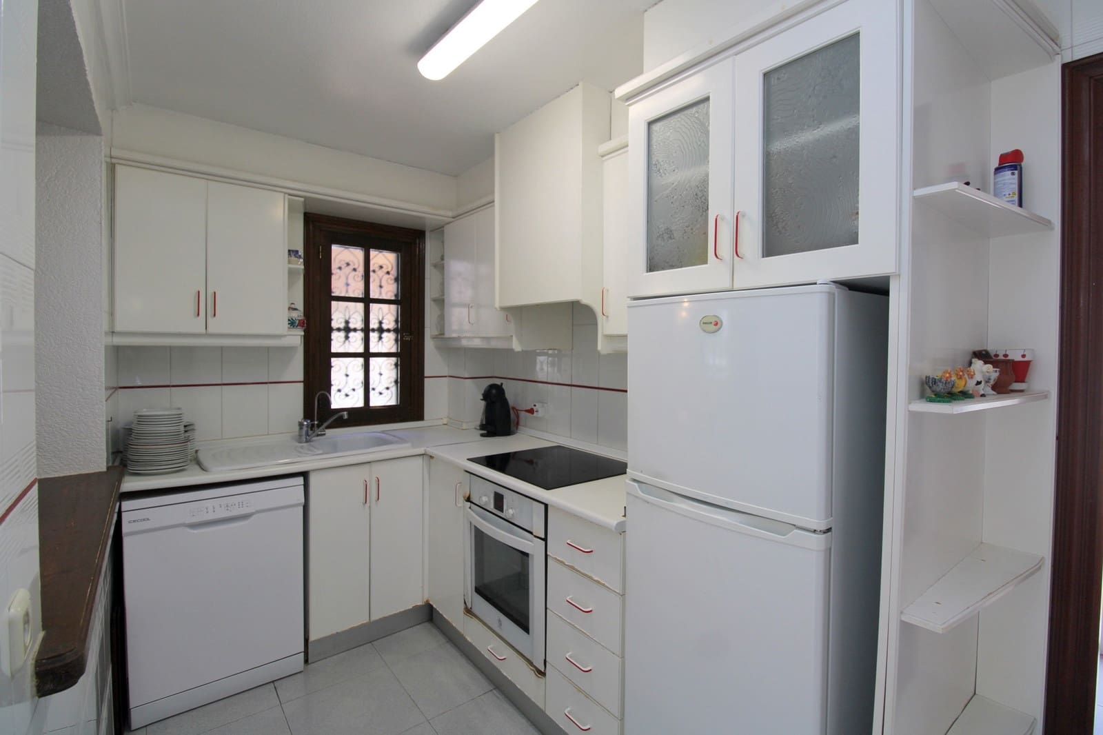 4 soverom Villa til salgs i La Zenia med svømmebasseng garasje - € 585 000 (Ref: 9738029)