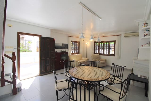 4 soverom Villa til salgs i La Zenia, Orihuela med svømmebasseng garasje - € 585 000 (Ref: 9738029)