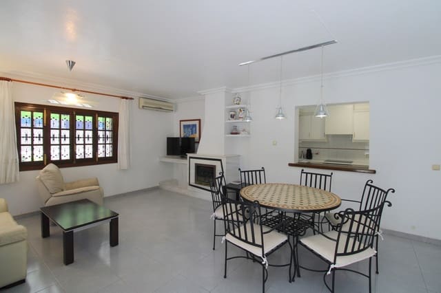 4 soverom Villa til salgs i La Zenia, Orihuela med svømmebasseng garasje - € 585 000 (Ref: 9738029)