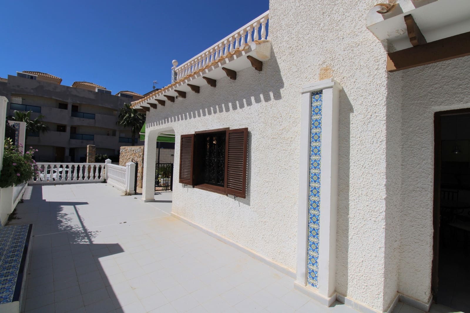 4 soverom Villa til salgs i La Zenia med svømmebasseng garasje - € 585 000 (Ref: 9738029)