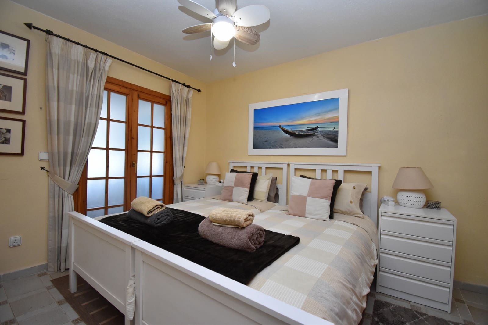 2 bedroom Bungalow for sale in Villamartin with pool - € 219,999 (Ref: 9738030)