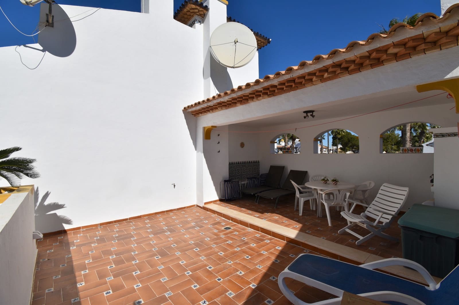 2 bedroom Bungalow for sale in Villamartin with pool - € 219,999 (Ref: 9738030)