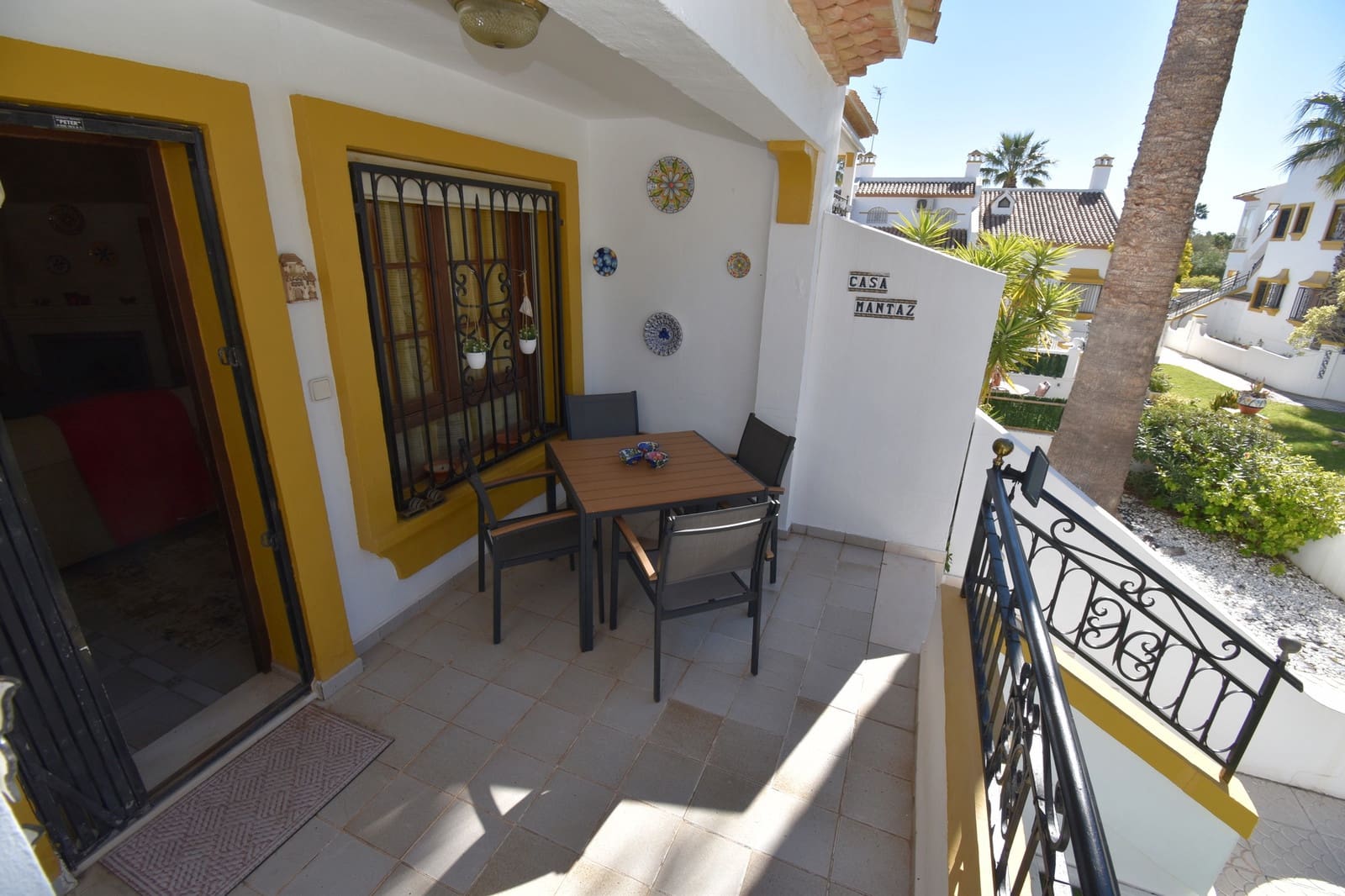 2 bedroom Bungalow for sale in Villamartin with pool - € 219,999 (Ref: 9738030)