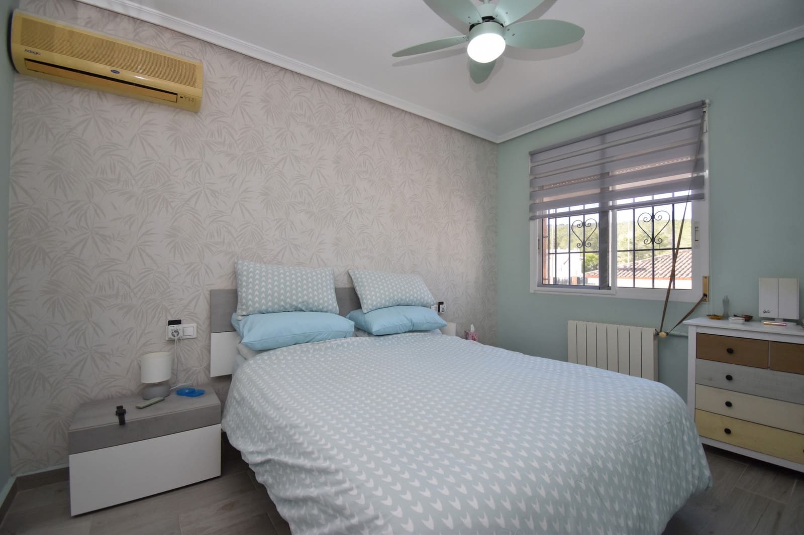 3 bedroom Villa for sale in Bigastro with pool - € 279,950 (Ref: 9741547)