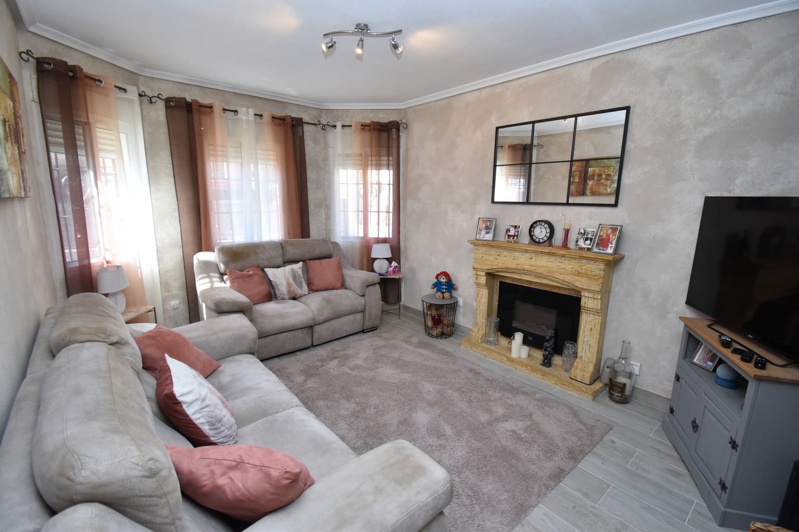 3 bedroom Villa for sale in Bigastro with pool - € 279,950 (Ref: 9741547)