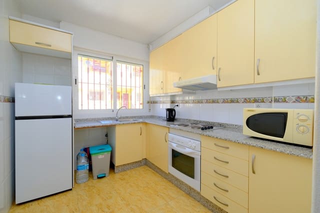 Ático de 2 habitaciones en Playa Flamenca, Orihuela en venta con piscina - 149.995 € (Ref: 9741548)