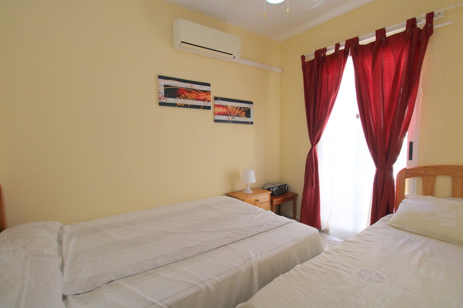 Casa de 2 habitaciones en Cabo Roig en venta con piscina - 173.500 € (Ref: 9751678)