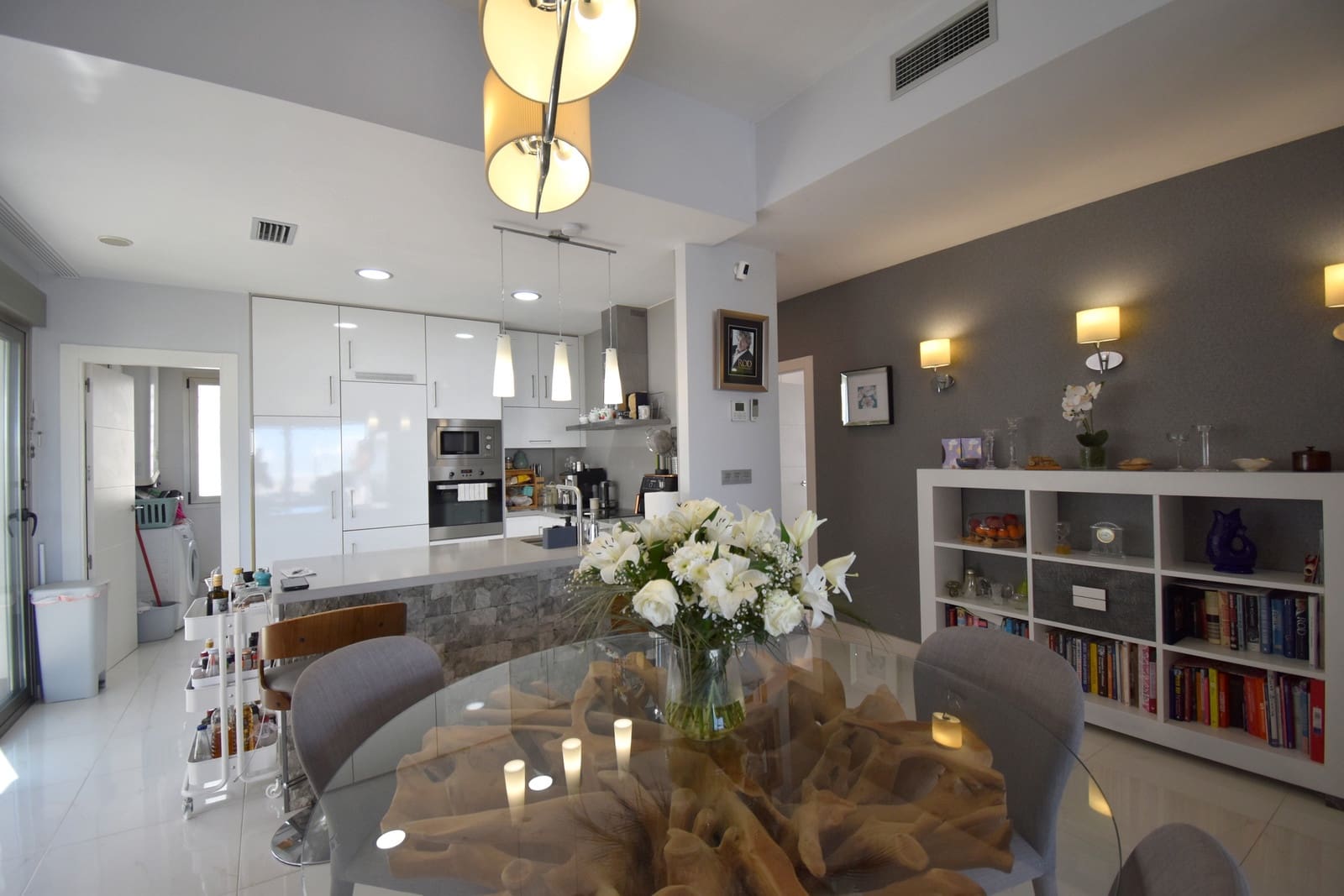 3 makuuhuone Huvila myytävänä paikassa Villamartin mukana uima-altaan - 460 000 € (Ref: 9751679)