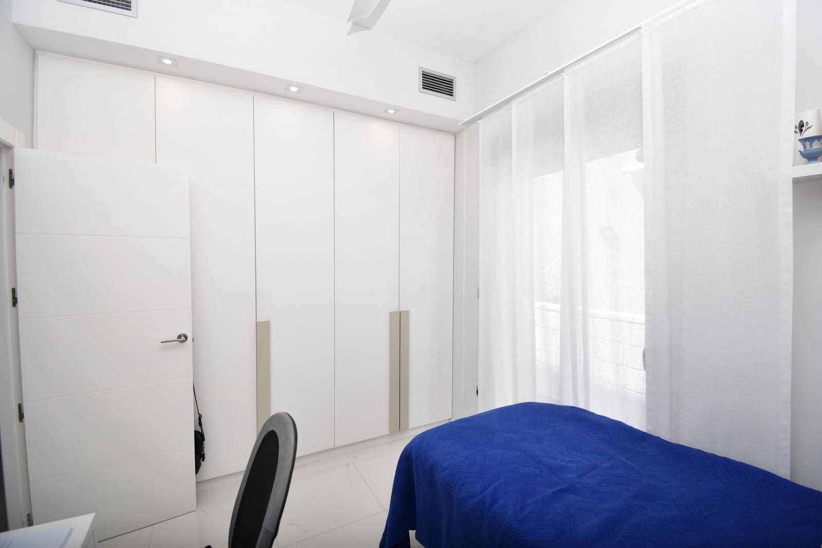 3 makuuhuone Huvila myytävänä paikassa Villamartin mukana uima-altaan - 460 000 € (Ref: 9751679)