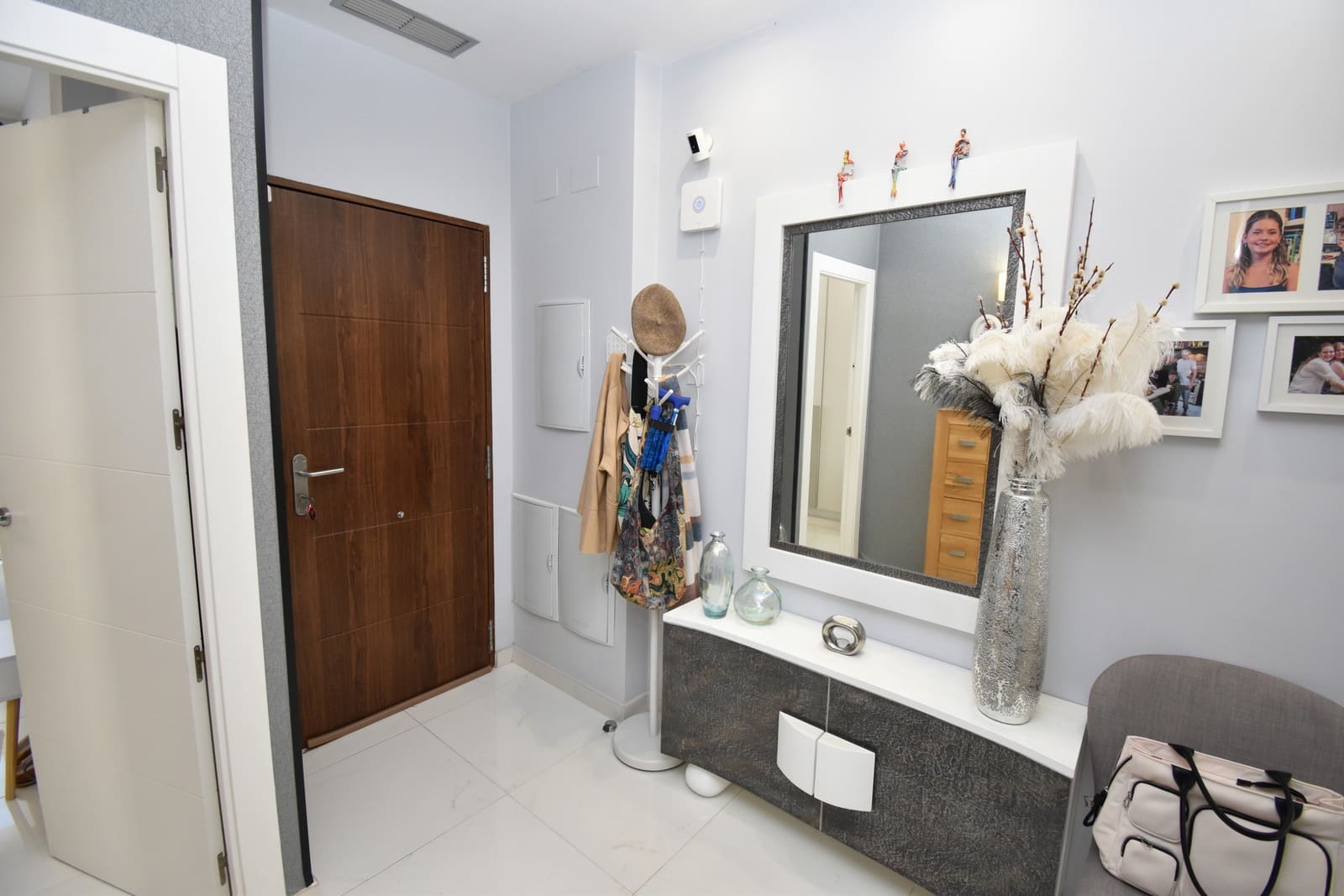 3 makuuhuone Huvila myytävänä paikassa Villamartin mukana uima-altaan - 460 000 € (Ref: 9751679)