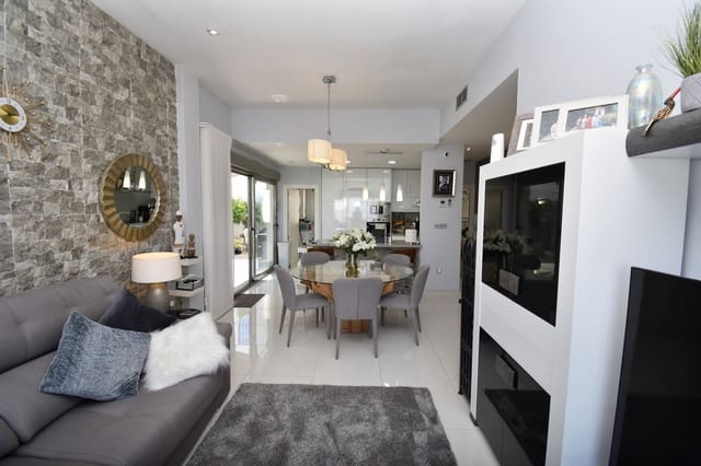 3 makuuhuone Huvila myytävänä paikassa Villamartin, Orihuela mukana uima-altaan - 460 000 € (Ref: 9751679)