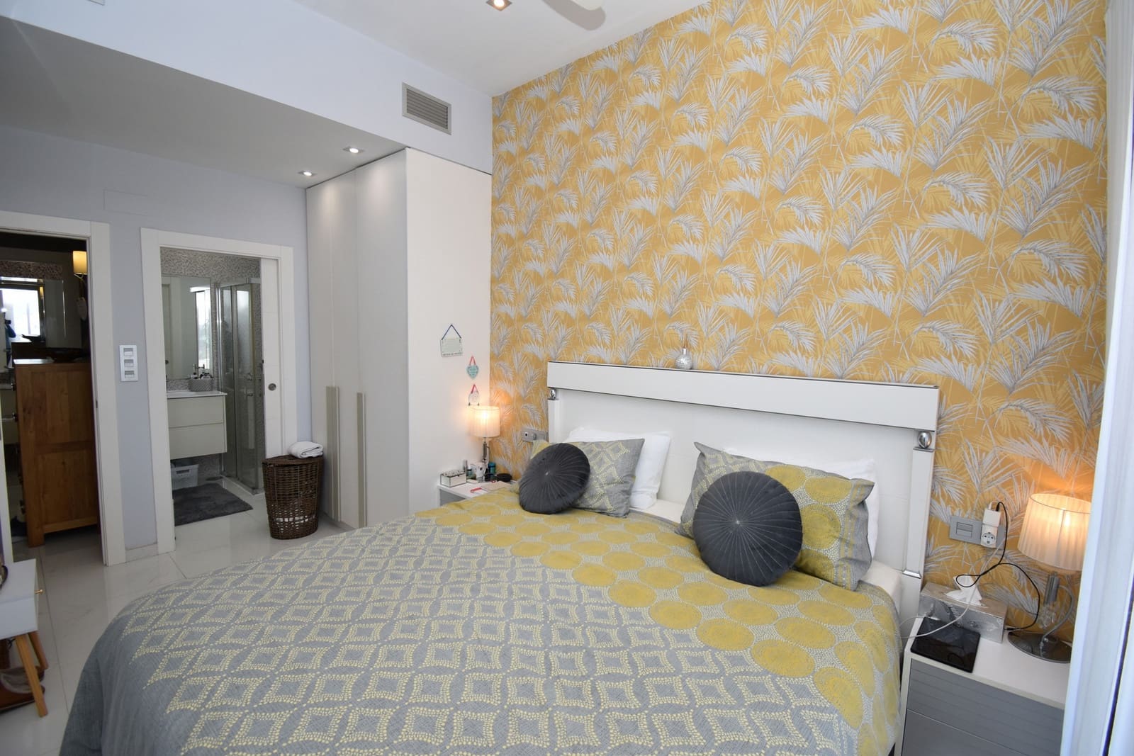 3 makuuhuone Huvila myytävänä paikassa Villamartin mukana uima-altaan - 460 000 € (Ref: 9751679)