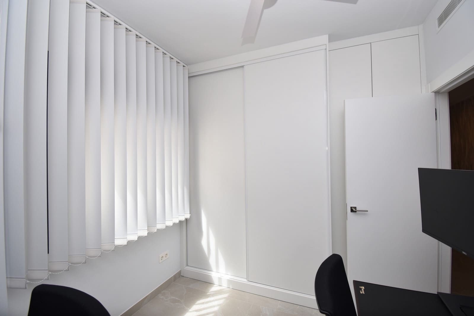 3 bedroom Penthouse for sale in Torrevieja with pool garage - € 399,000 (Ref: 9755398)