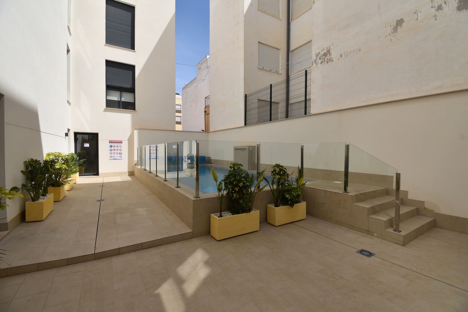 3 bedroom Penthouse for sale in Torrevieja with pool garage - € 399,000 (Ref: 9755398)