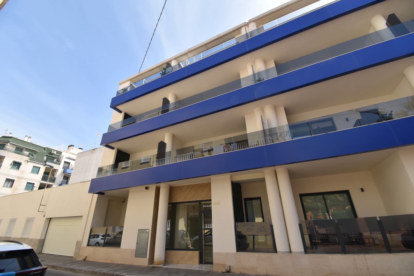 3 bedroom Penthouse for sale in Torrevieja with pool garage - € 399,000 (Ref: 9755398)