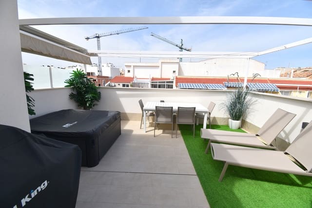 3 bedroom Penthouse for sale in Torrevieja with pool garage - € 399,000 (Ref: 9755398)