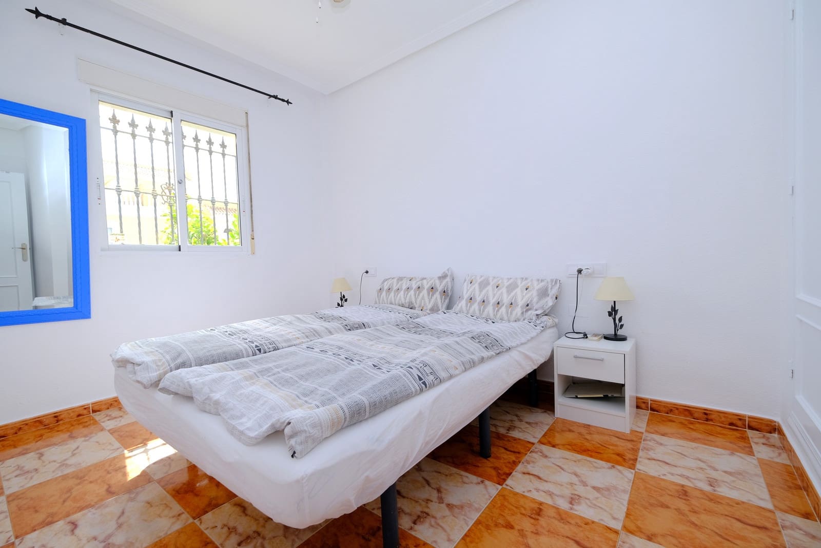 2 slaapkamer Bungalow te koop in Cabo Roig met zwembad - € 196.000 (Ref: 9763527)