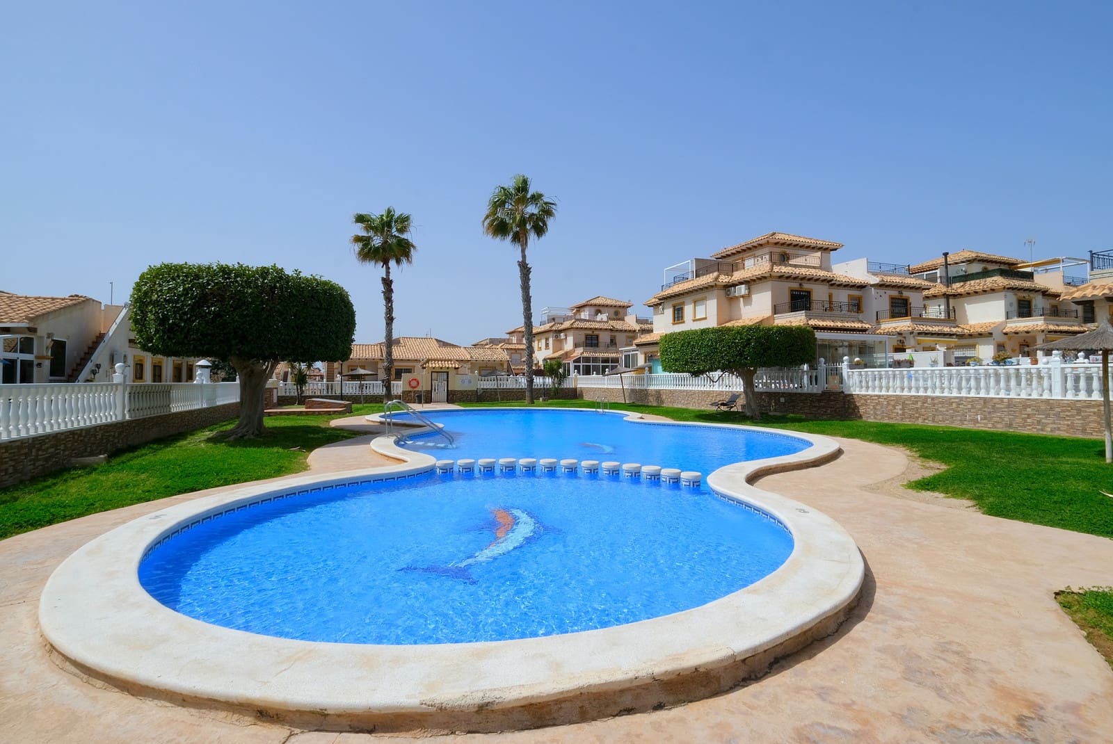 2 slaapkamer Bungalow te koop in Cabo Roig met zwembad - € 196.000 (Ref: 9763527)