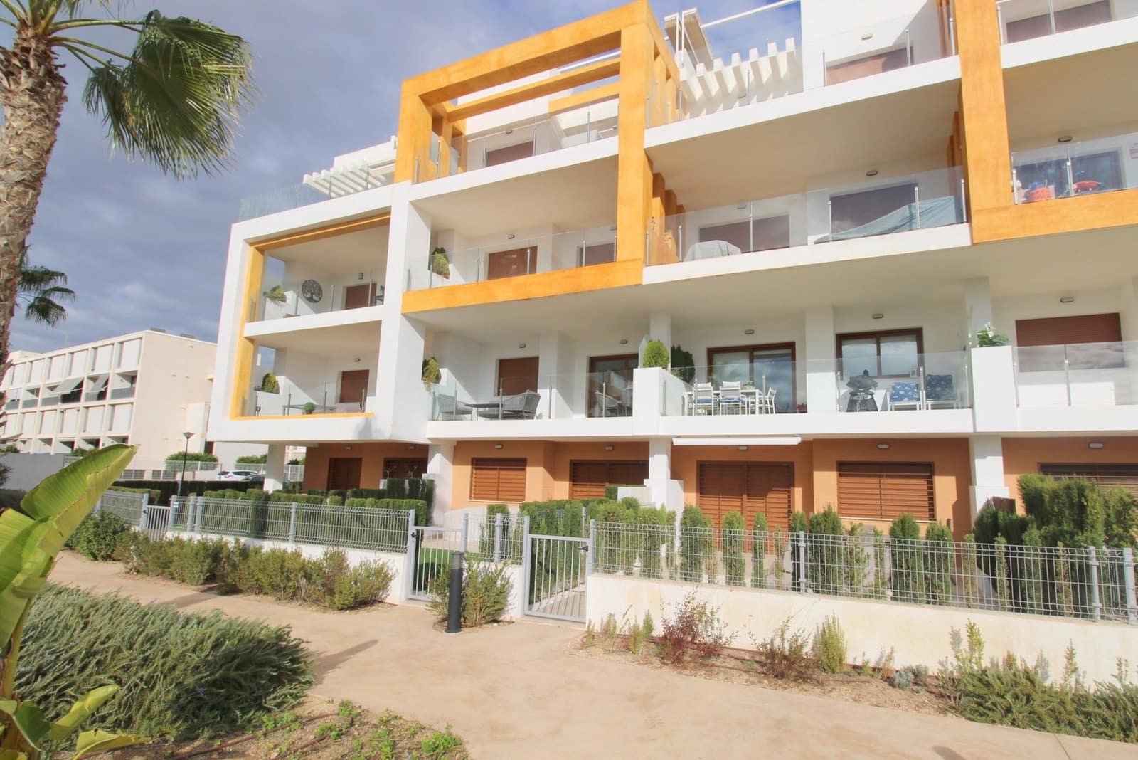 2 sypialnia Apartament na sprzedaż w Los Dolses z basenem garażem - 254 000 € (Ref: 9770334)